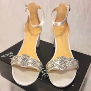 Betsey Johnson Blue - Mel Sandal in Ivory 10M